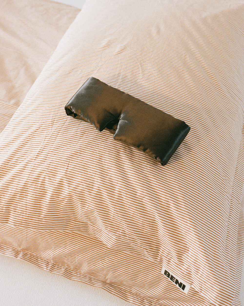 DREAM MASK